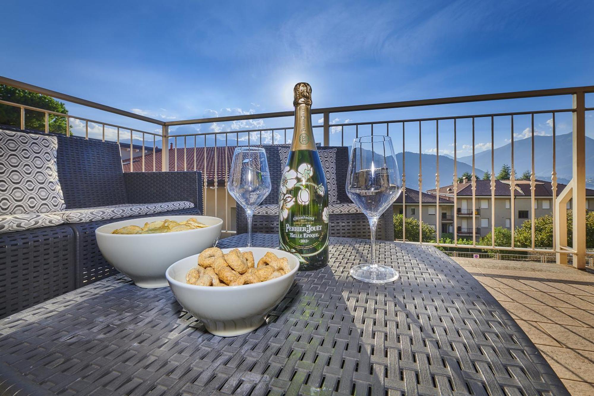 Welcome Home Apartment Lierna Exterior foto